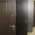 osobennosti-bronirovannyx-dverej