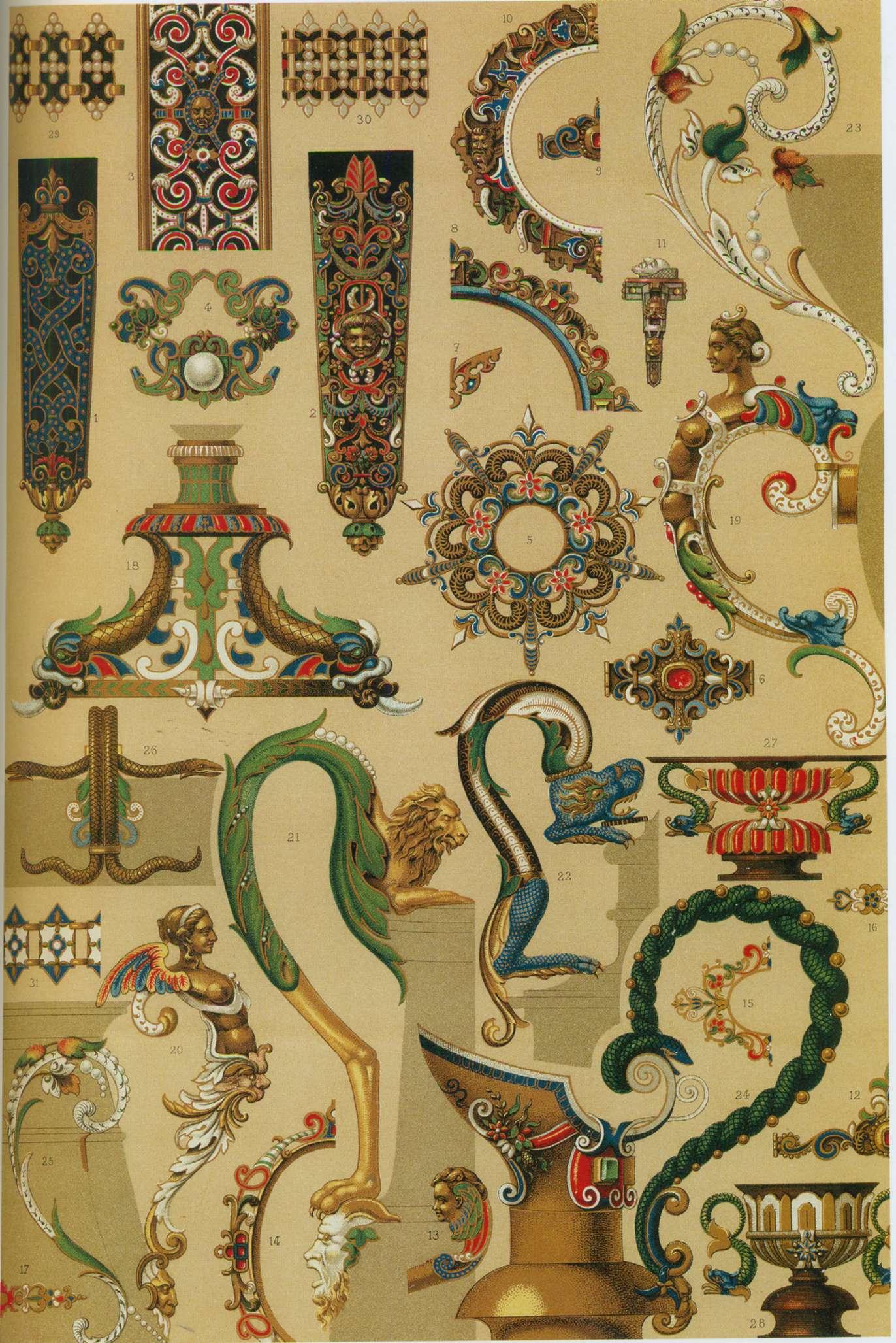 Резной золоченый плафон